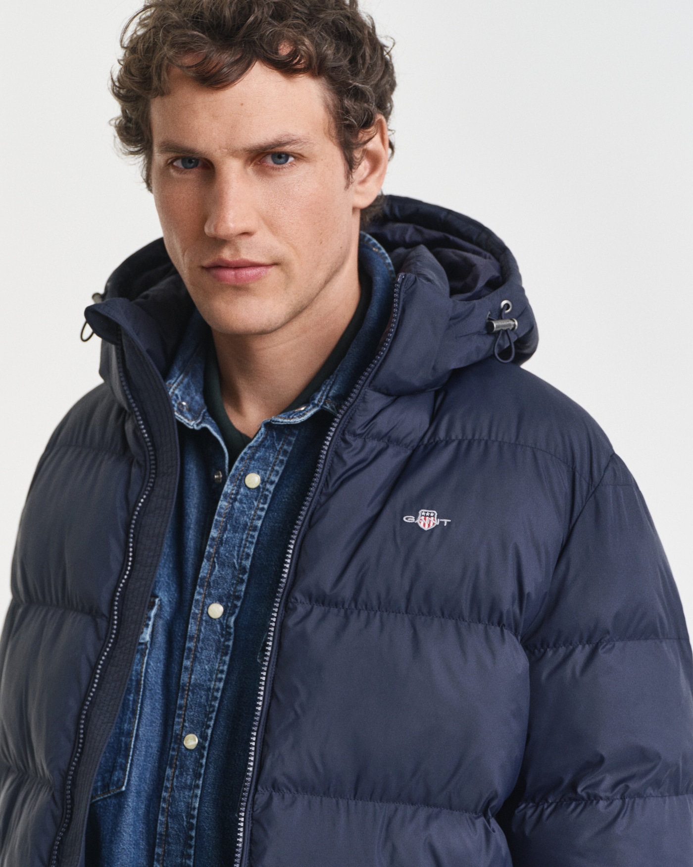 Gant Steppmantel »ACTIVE CLOUD MID LENGTH« Puffermantel, regular fit, abnehmabre Kapuze, 2-Wege-Reißverschluss