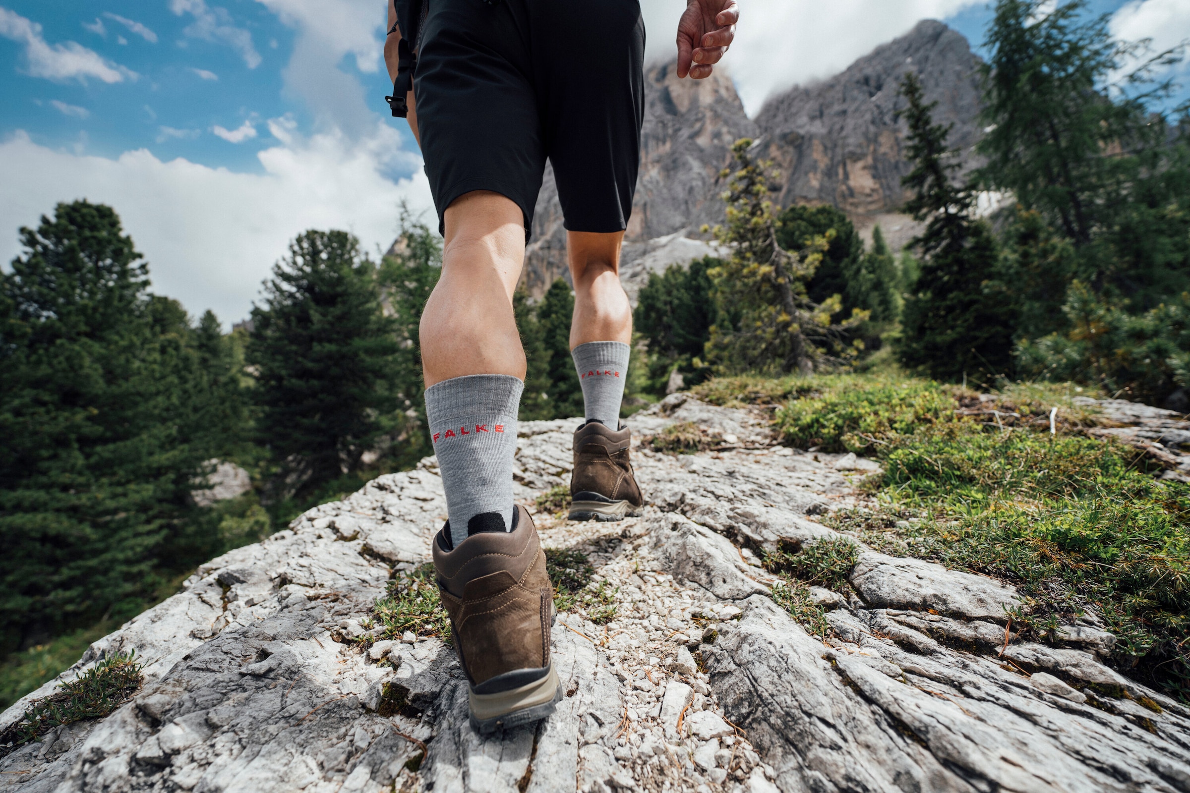 FALKE Socken »TK2 Explore« 1 Paar tlg.