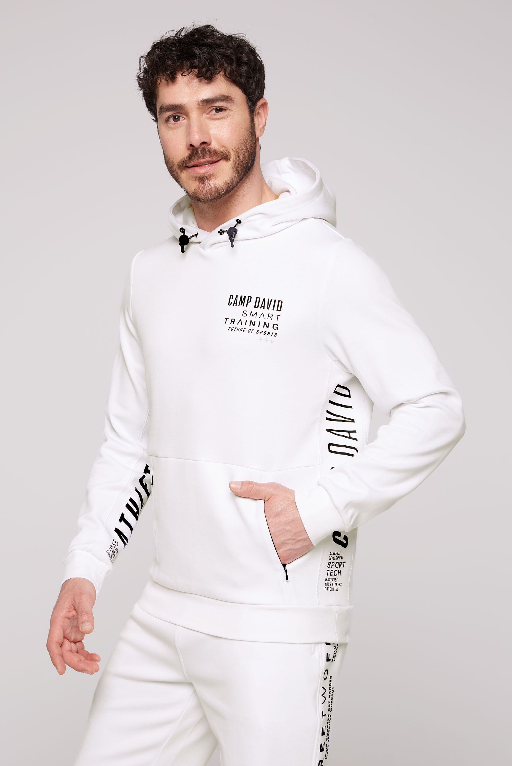 CAMP DAVID Kapuzensweatshirt, mit kontrastreichen Prints günstig online kaufen