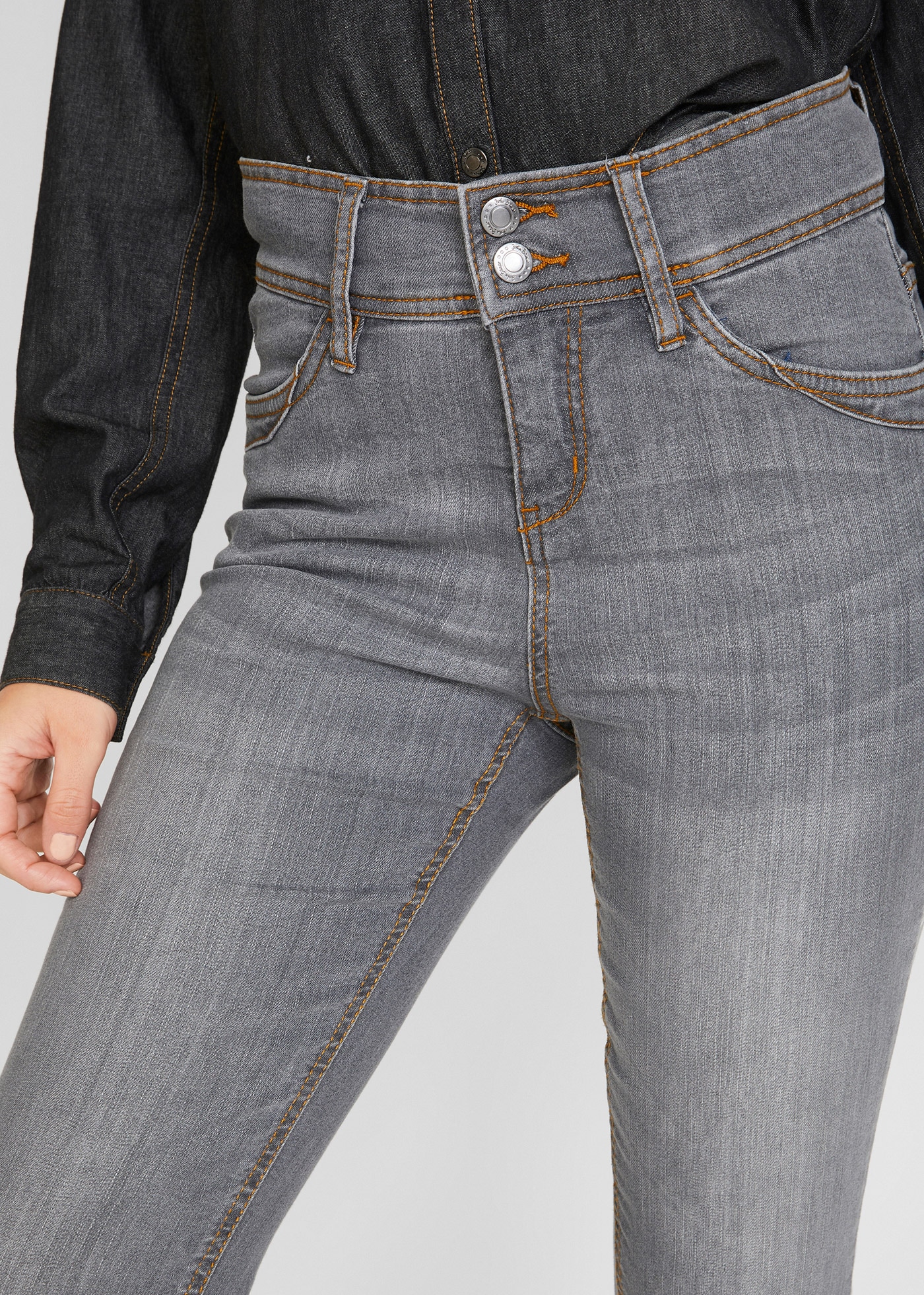 bonprix Slim-fit-Jeans »Slim-Fit-Jeans High Waist, Komfort-Stretch« Skinny fit Passform, mit Eingrifftaschen und Gesäßtaschen