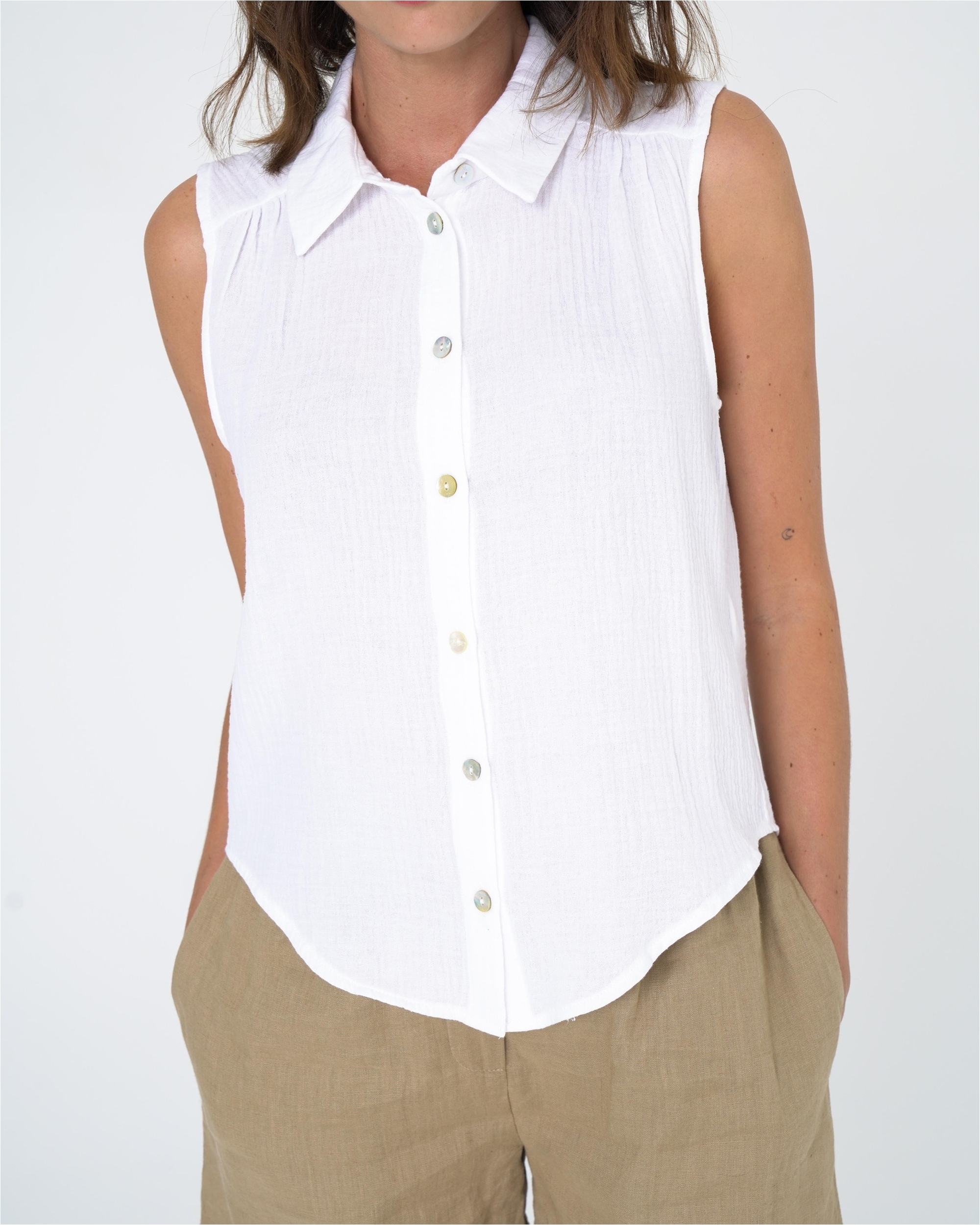 freshlions Klassische Bluse "Ruth" 1 im ärmellosen Design günstig online kaufen