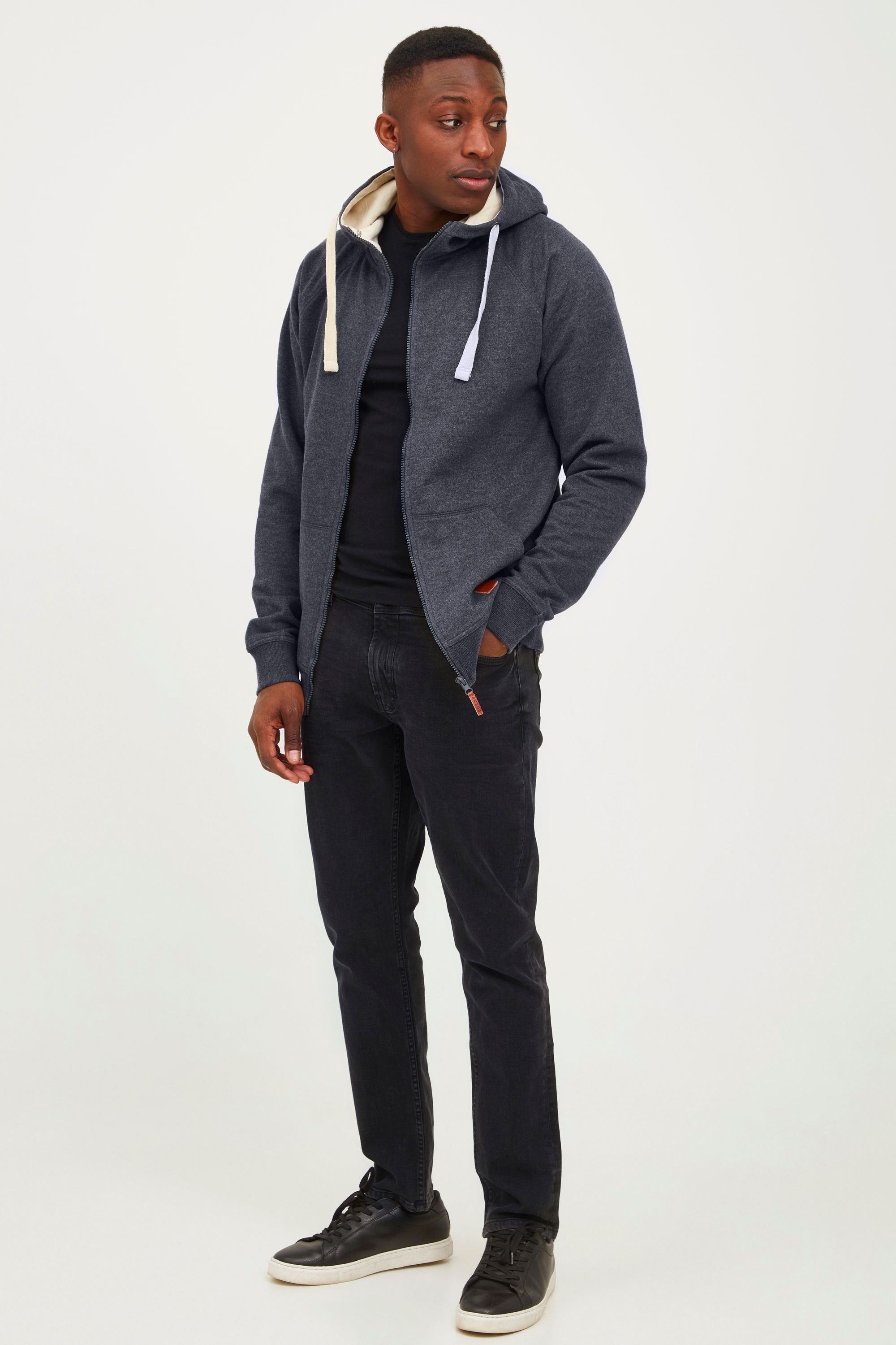 Thumbnail - Blend Kapuzenpullover "BHSpeedy" Stilvolle Kapuzensweatjacke mit hochabschließendem Kragen