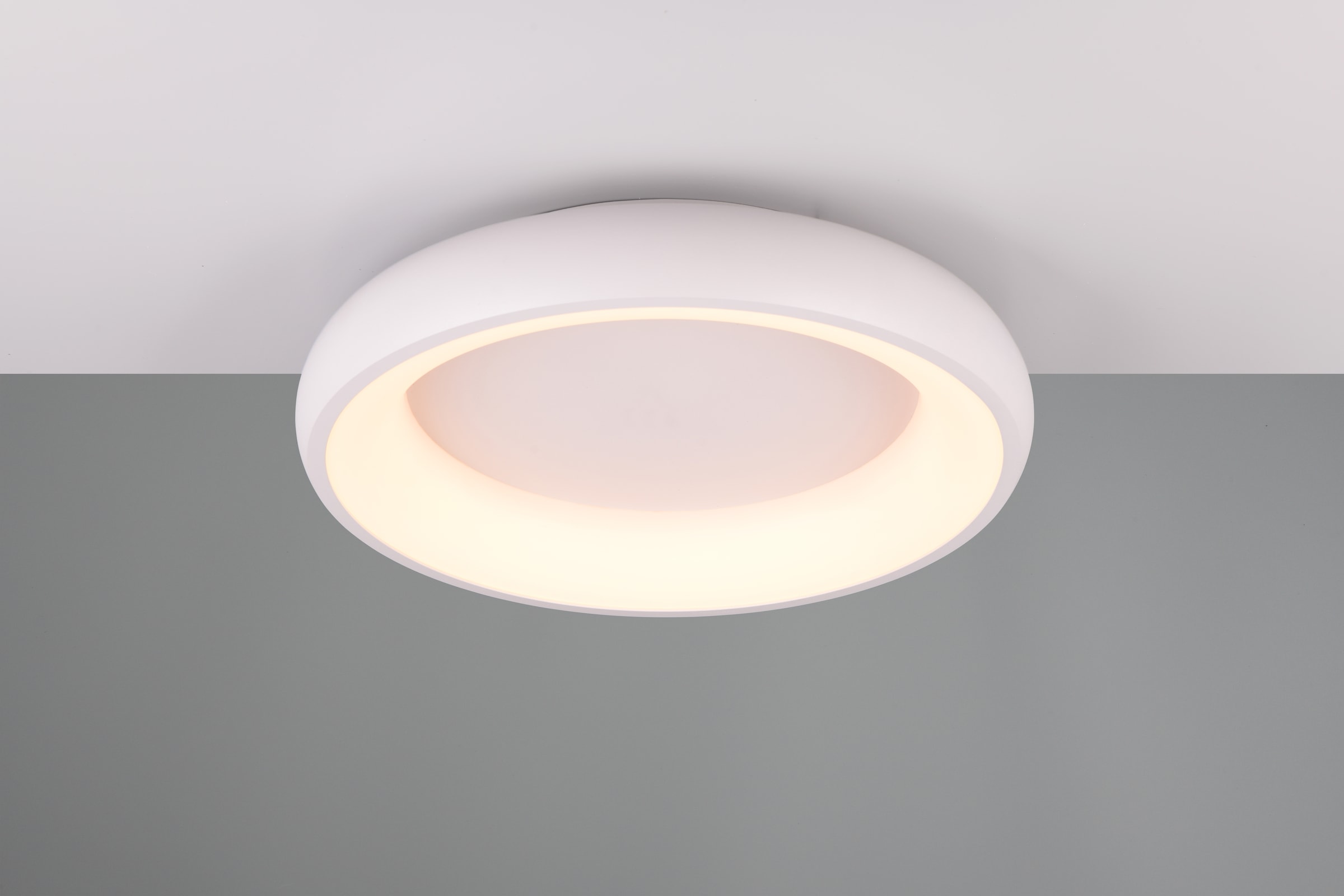 TRIO Leuchten LED Deckenleuchte »CARDONA, runde LED Deckenlampe Büro, Ø 46cm, 3300 Lumen 29W, dimmbar«, 1 flammig, Leuchtmittel LED-Board | LED fest integriert, CCT - Lichtfarbe einstellbar 2300/3000/4000K, auch Wandmontage möglich