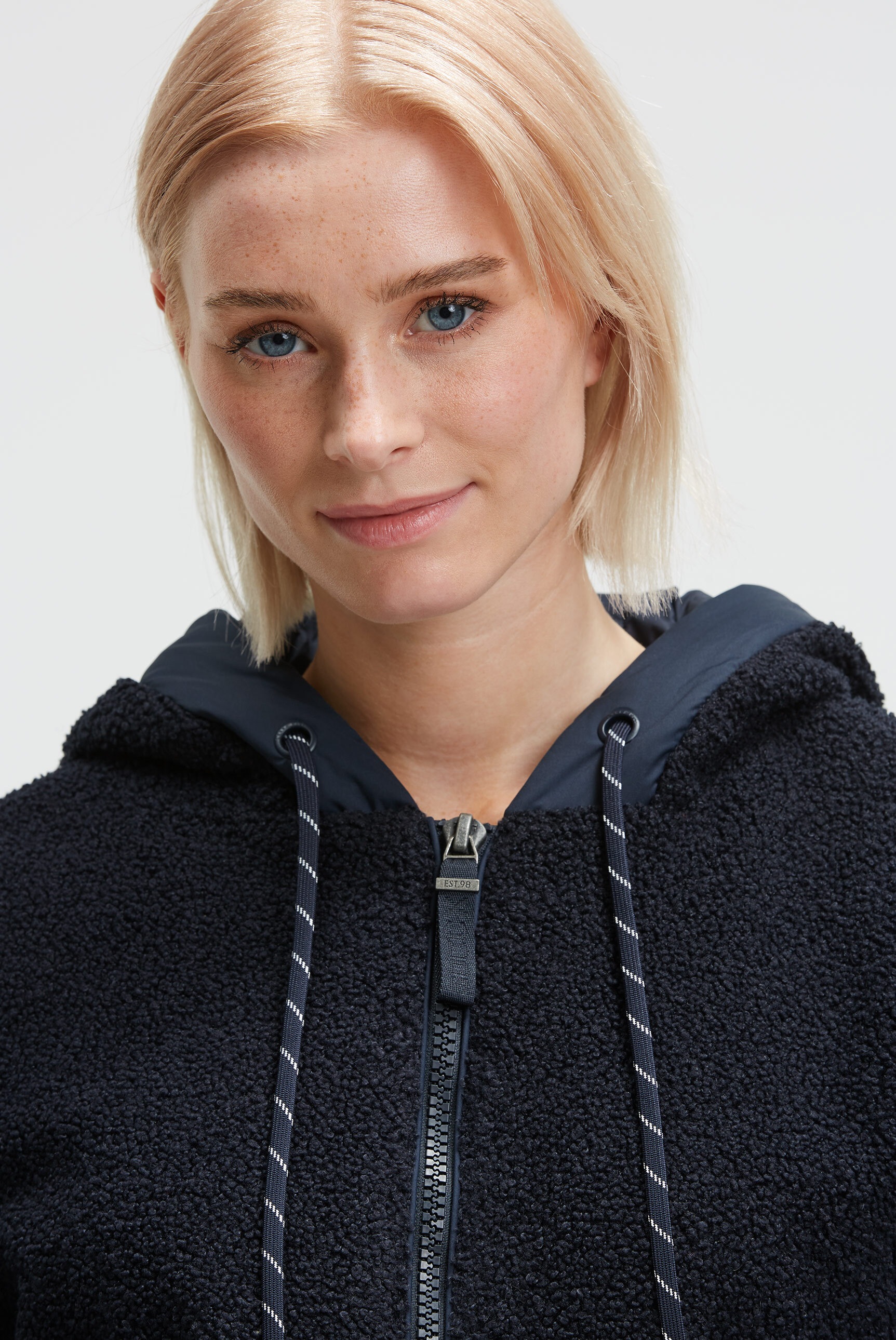 SOCCX Fleecejacke mit Kapuze mit Windbreaker-Bündchen