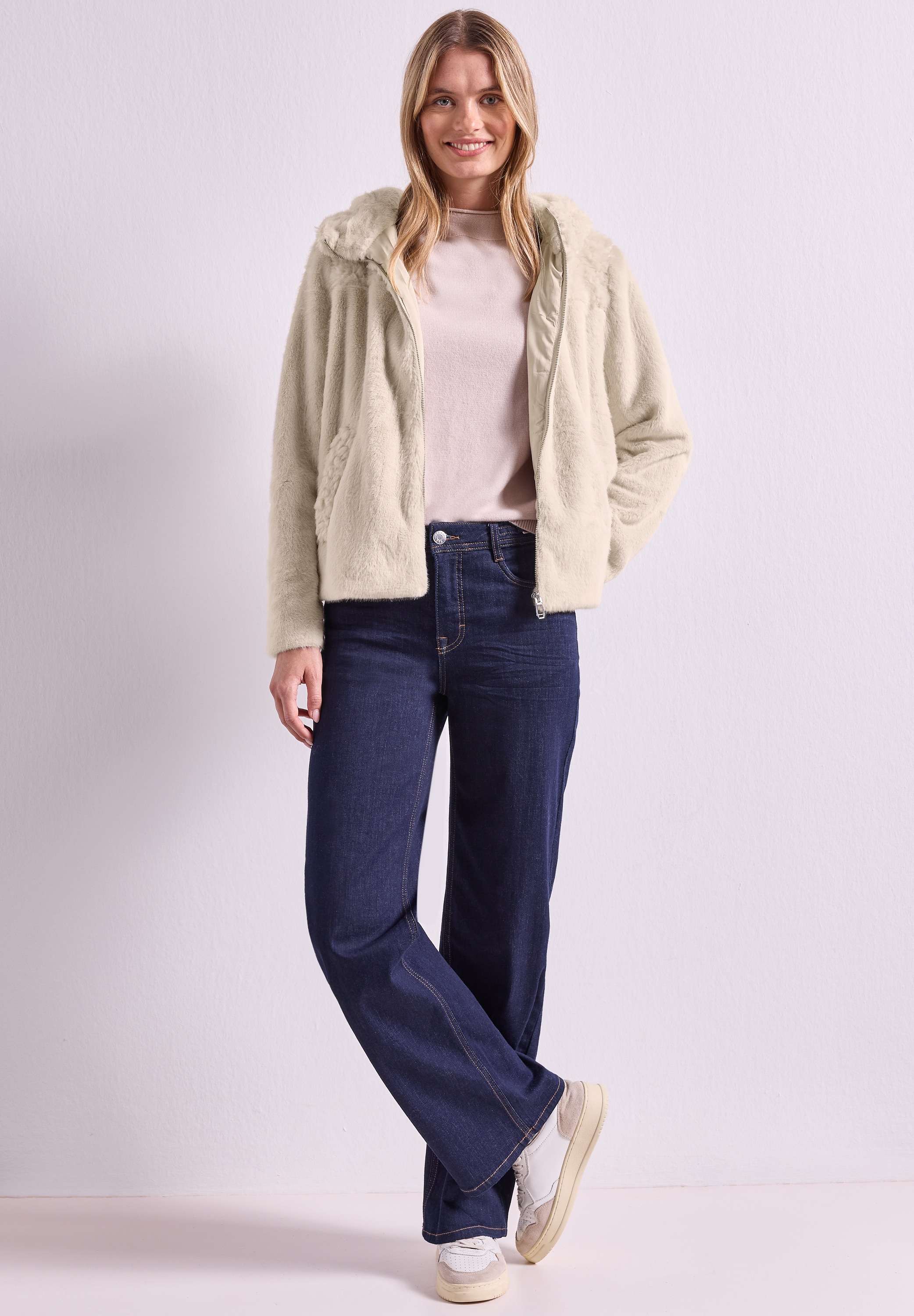 STREET ONE Kurzjacke mit Kapuze mit Kapuze