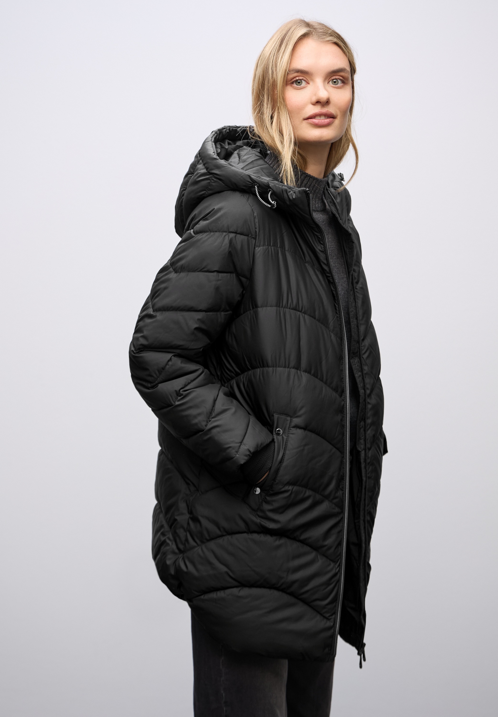 STREET ONE Steppjacke mit Kapuze mit Kapuze mit Tunnelzugband