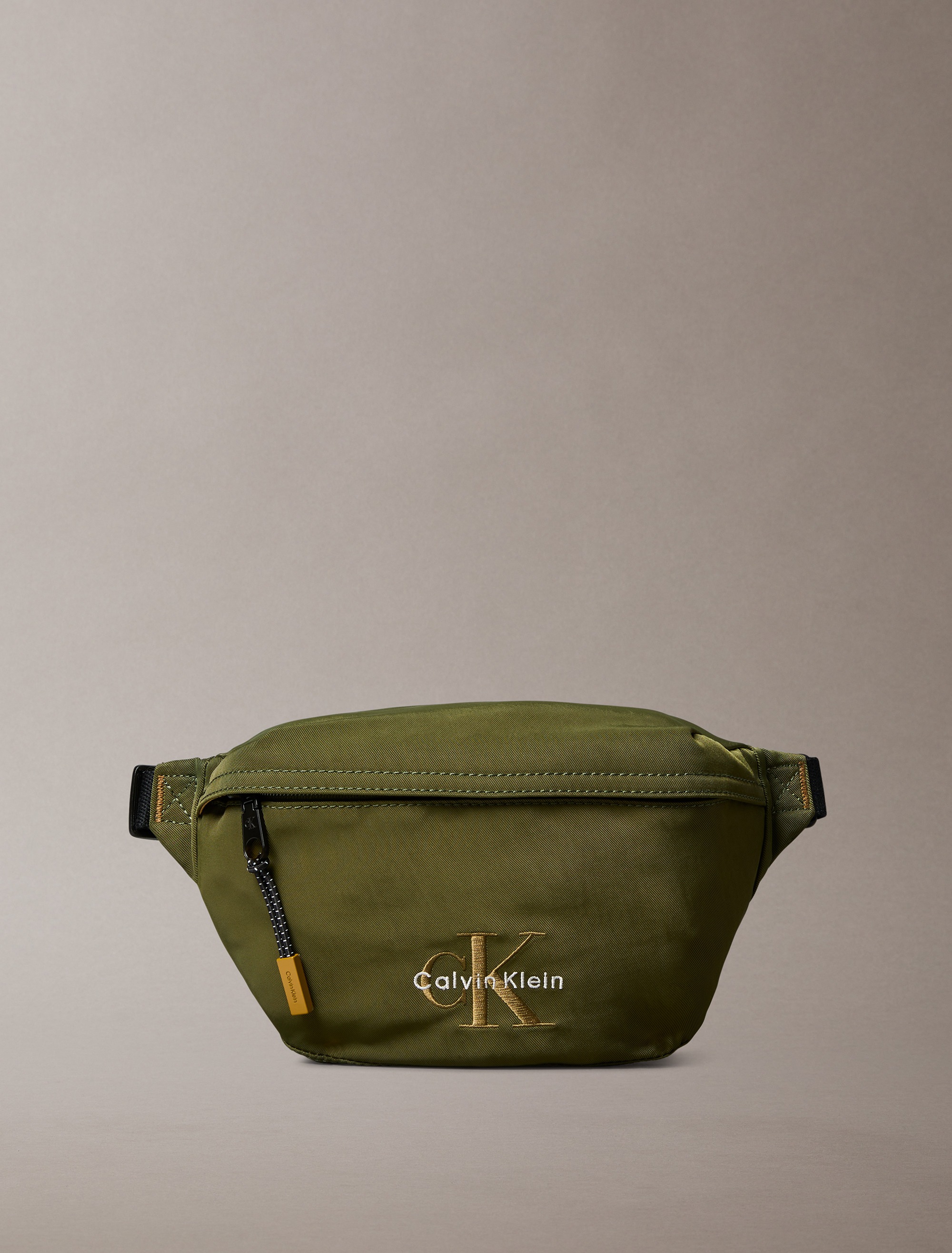 CALVIN KLEIN Gürteltasche "BOLD WAISTBAG"thyme, Nylon, unifarben, Taschen, Crossbody Bag, Unisex Schultertasche, mit CK-Logo