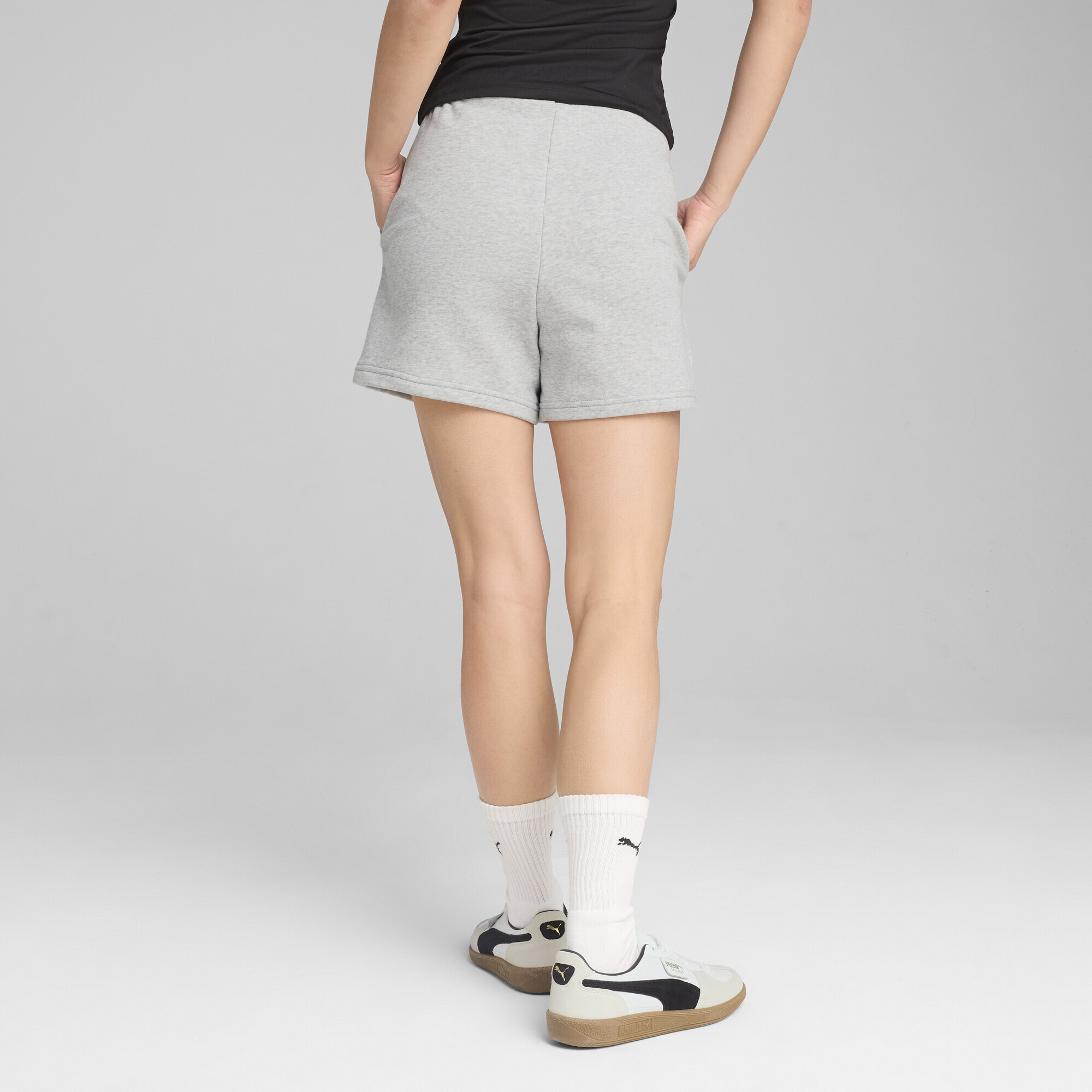 Thumbnail - PUMA Sporthose "Essentials Small No. 1 Logo High-Waist-Shorts Damen"