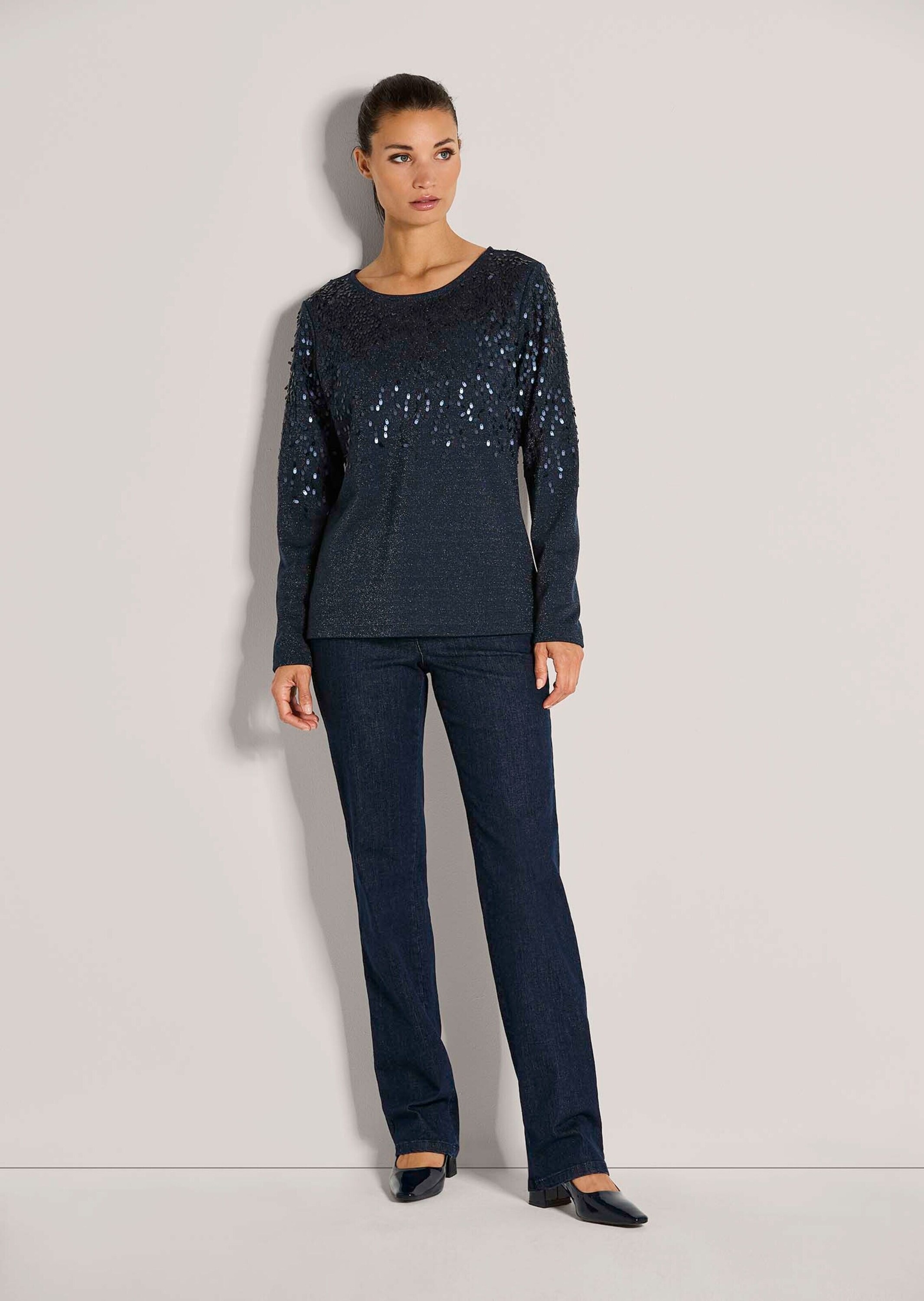 MADELEINE Langarmshirt "Sweatshirt Glitzeroberteil mit funkelnden Details" günstig online kaufen