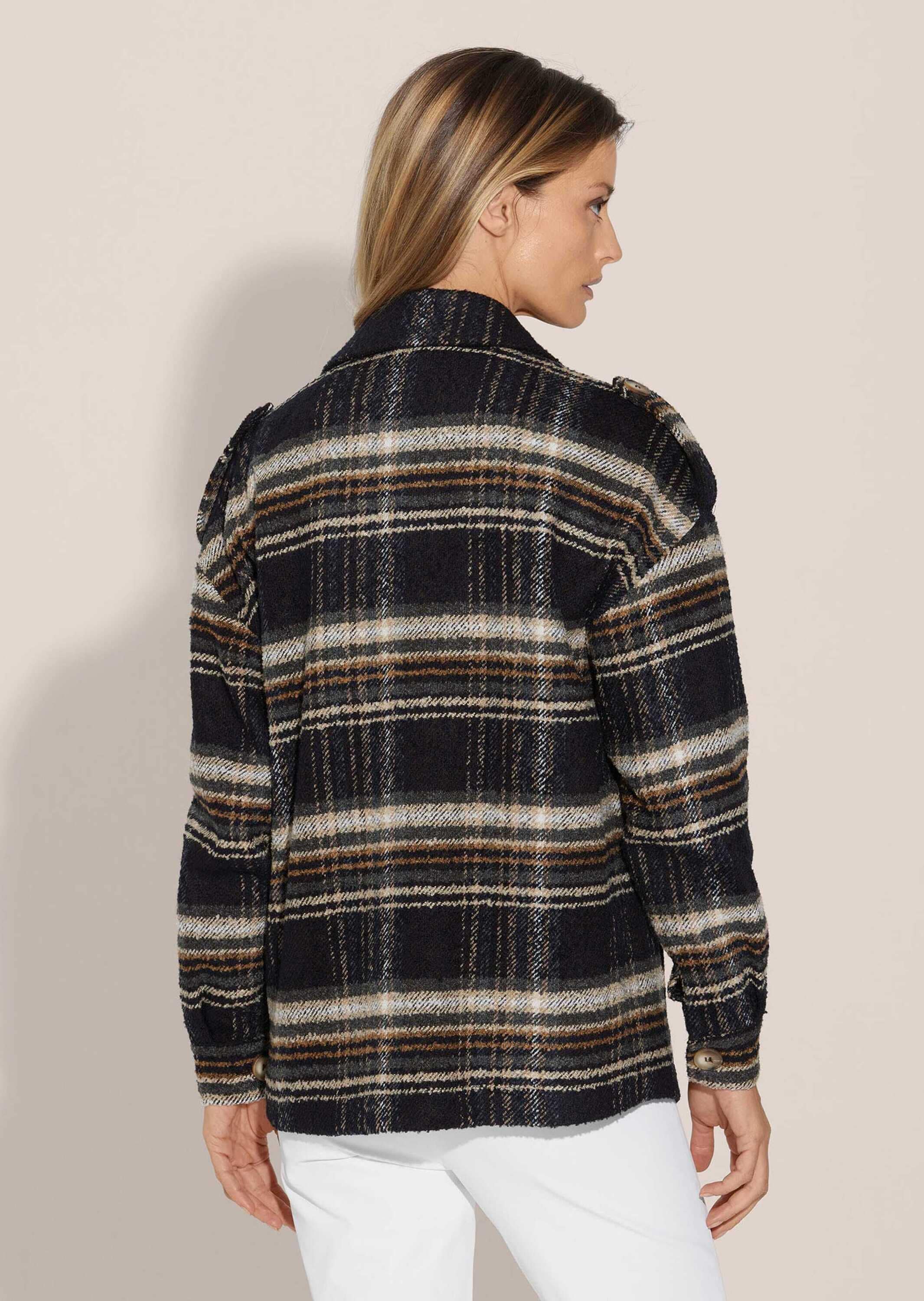 MADELEINE Outdoorjacke »Jacke Jacke in modisch lässigem Look«